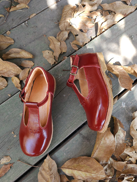 Reina clásico charol rojo 🍂🍁‼️