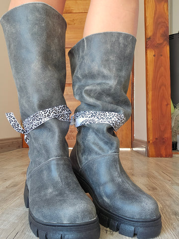 Bota Martina gris envejecido