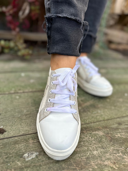 Withe sneakers 🤍🤍🤍🤍