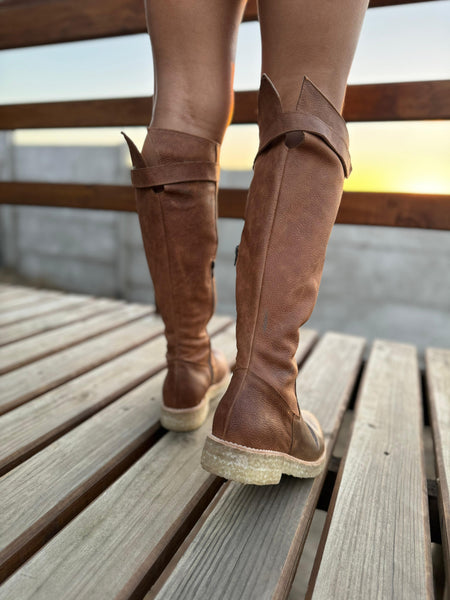 Bota camel Romana crepe 🍁🍂