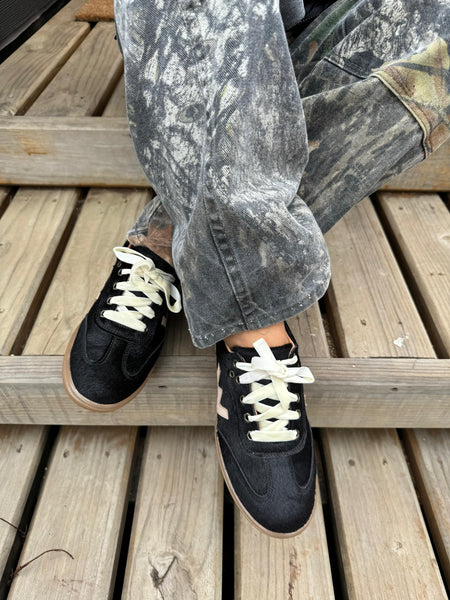 Sneakers pony  Black 🖤🖤🖤