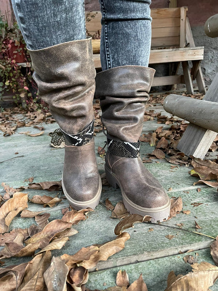 Bota Martina color taupe